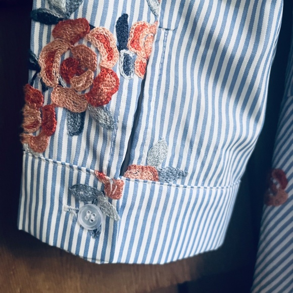 Gracia Women's Striped and Embroidered Flowers Midi Shirt Dress Size Small - Picture 11 of 12